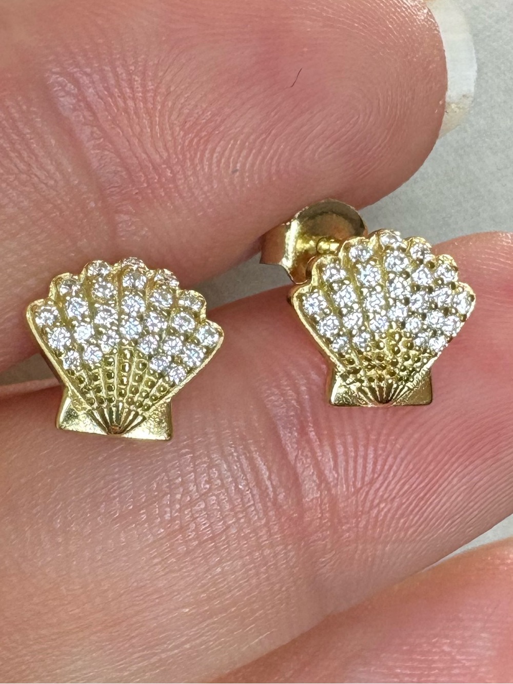 925 Sterling Silver Gold Tone Pavé Seashell Stud Earrings